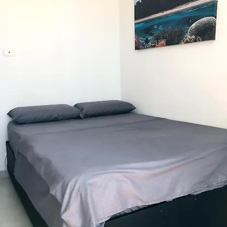 Lujoso Apto: 3 Hab+2 Bano+2 Balcones, Vista Al Mar Apartamento