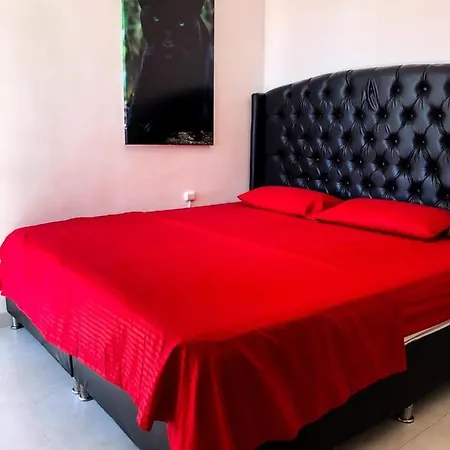 Apartment Lujoso Apto: 3 Hab+2 Bano+2 Balcones, Vista Al Mar *